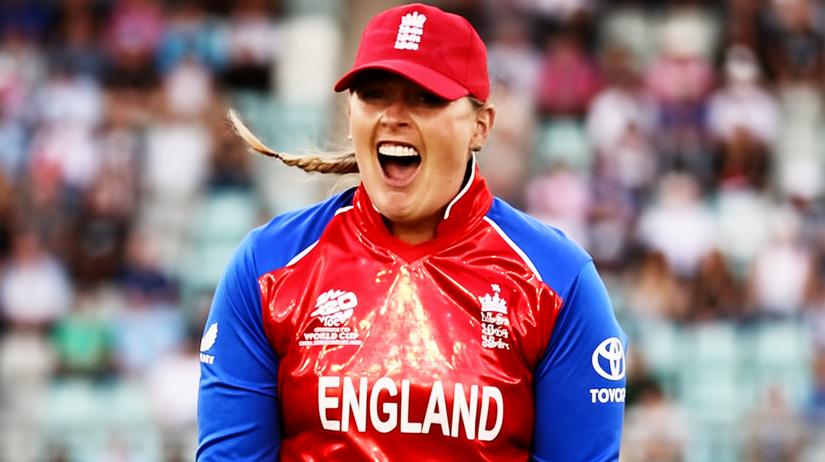中欧体育官网 - 女子T20世界杯：英格兰如何靠努力与闪亮外套提升防守 - 中欧体育